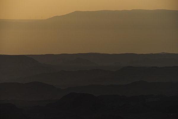 Sunrise over Ramon crater 2