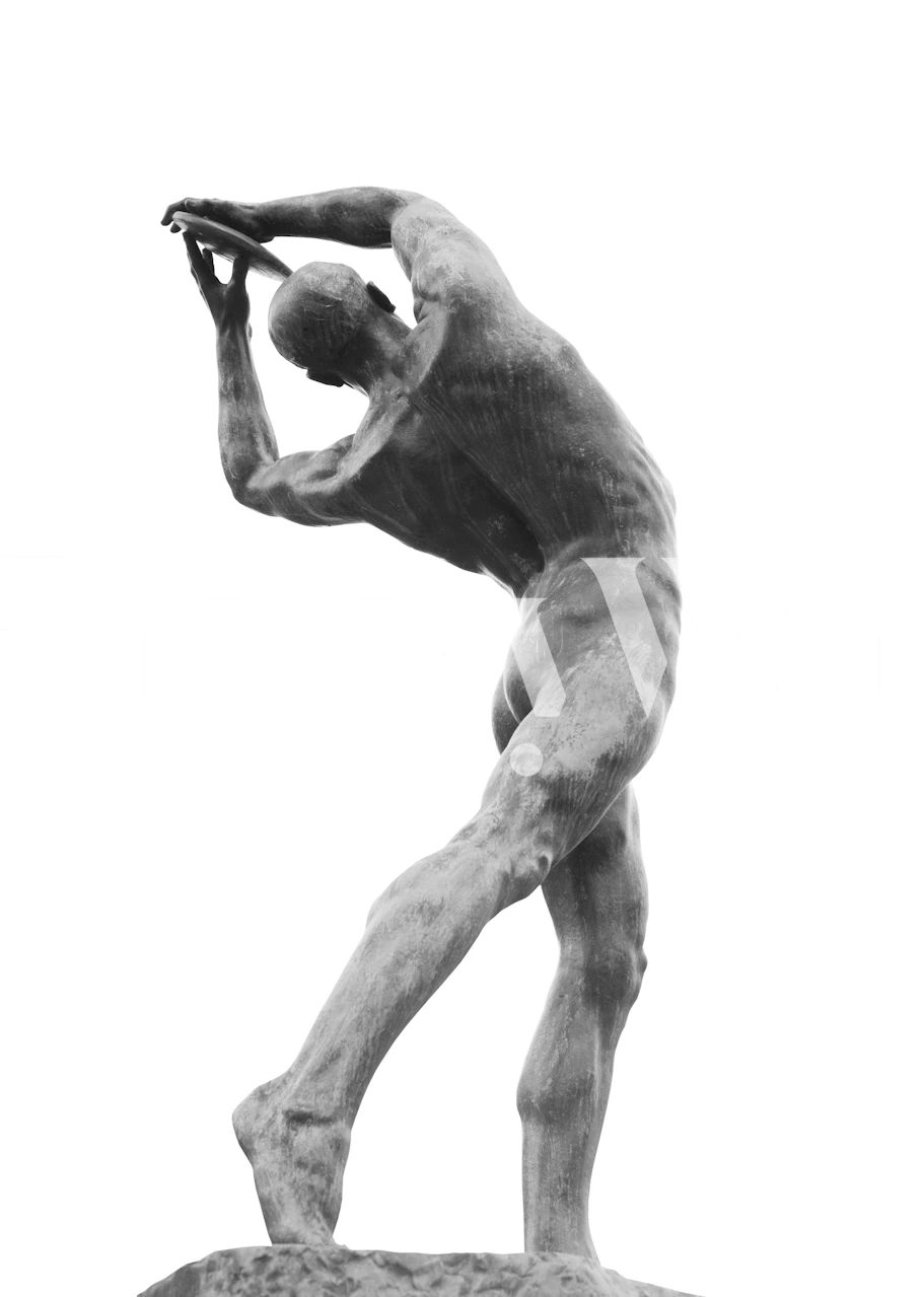 Athletic figure of a discus thrower in black and white wallpaper