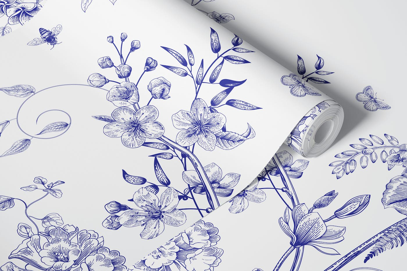 Blue Chinoiserie wallpaper roll