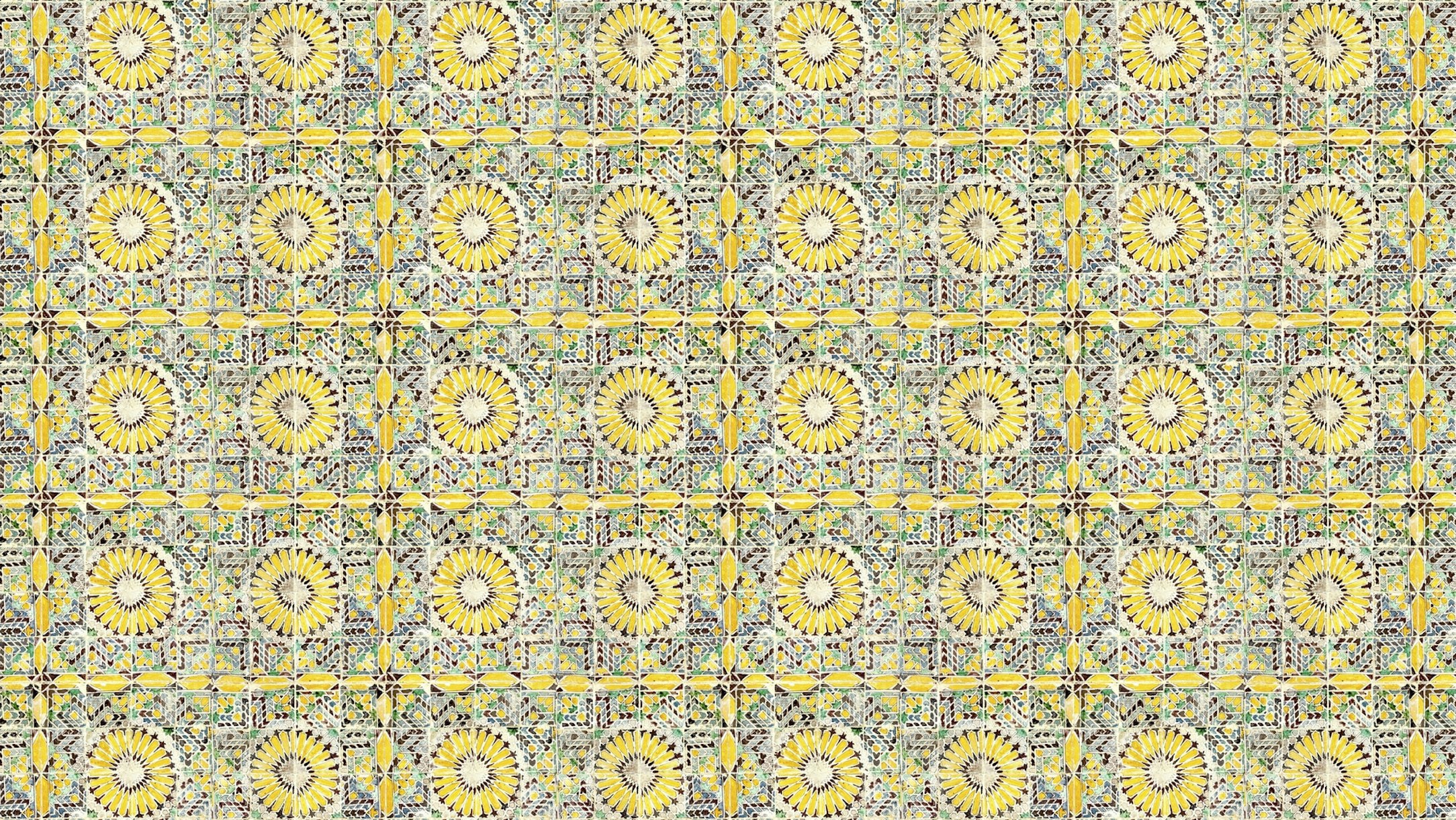 “Portuguese Old Tiles Wallpaper - Happywall”