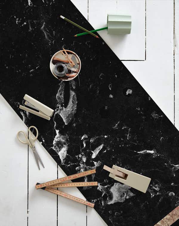 Black Marble Gold Stripe 1 wallpaper roll