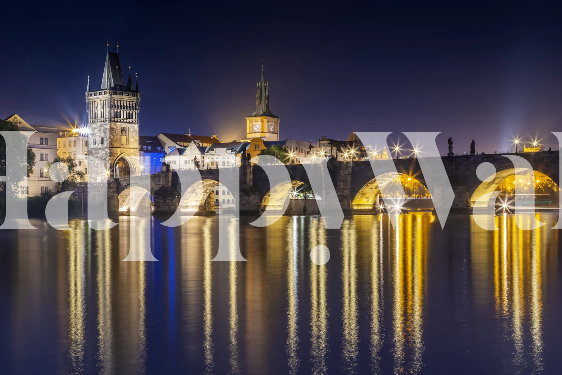Charles Bridge in Prague tapet i et rom