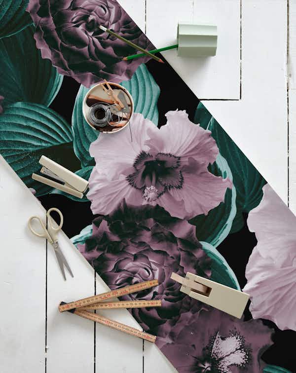 Mauve Floral Garden Glamor 2 wallpaper roll