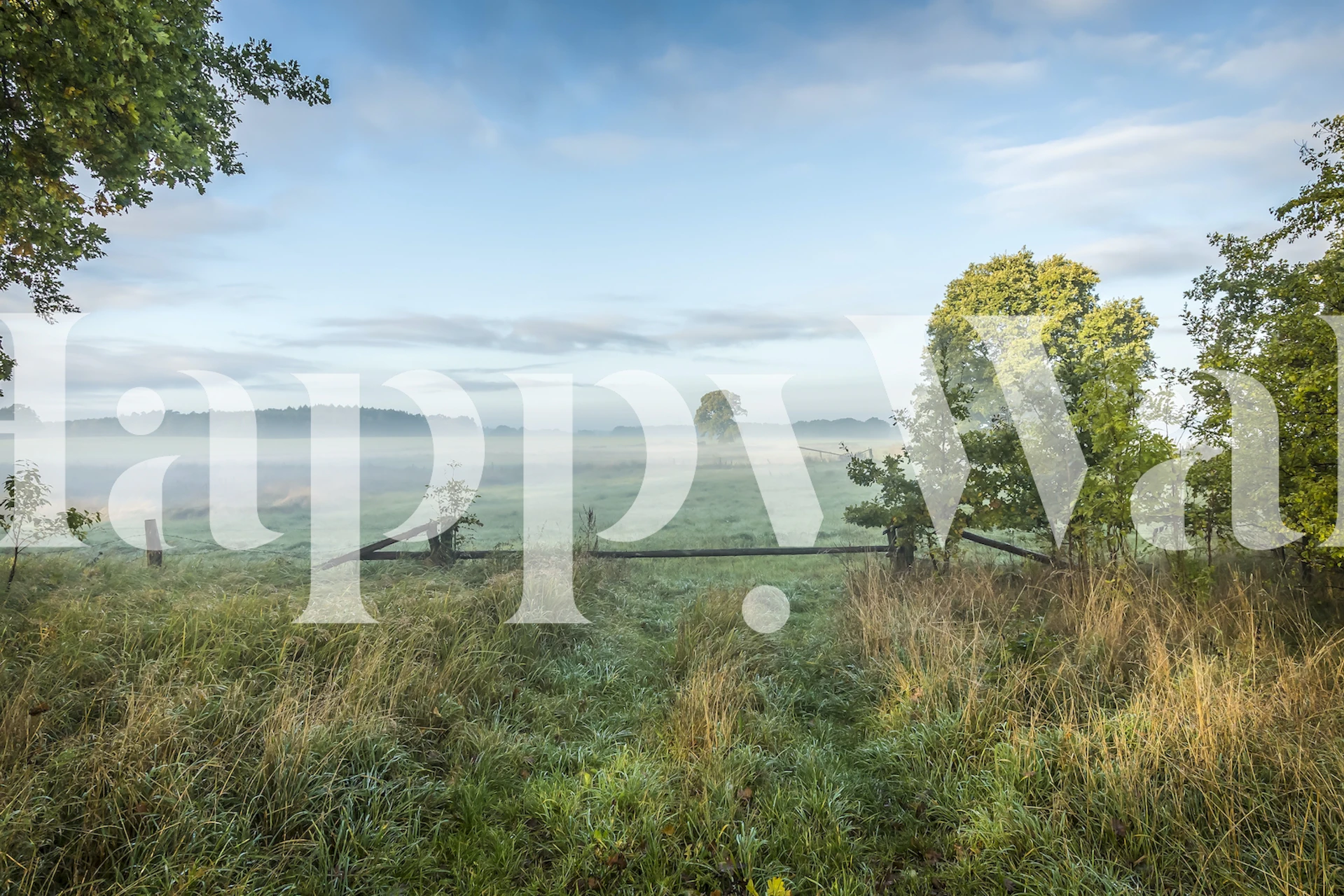 Rural German Hazy Landscape behang in een kamer