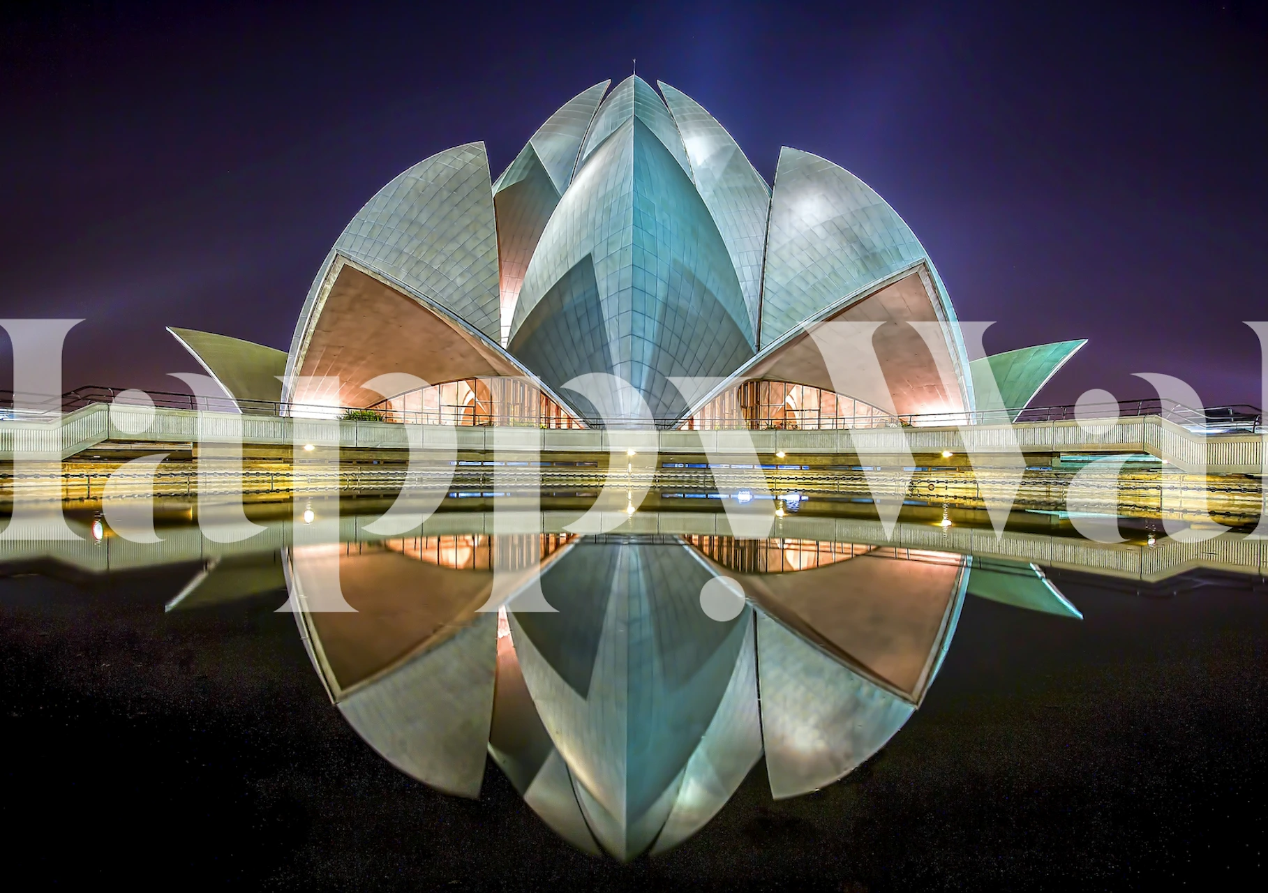 Carta da parati Lotus Temple mostrata in una stanza