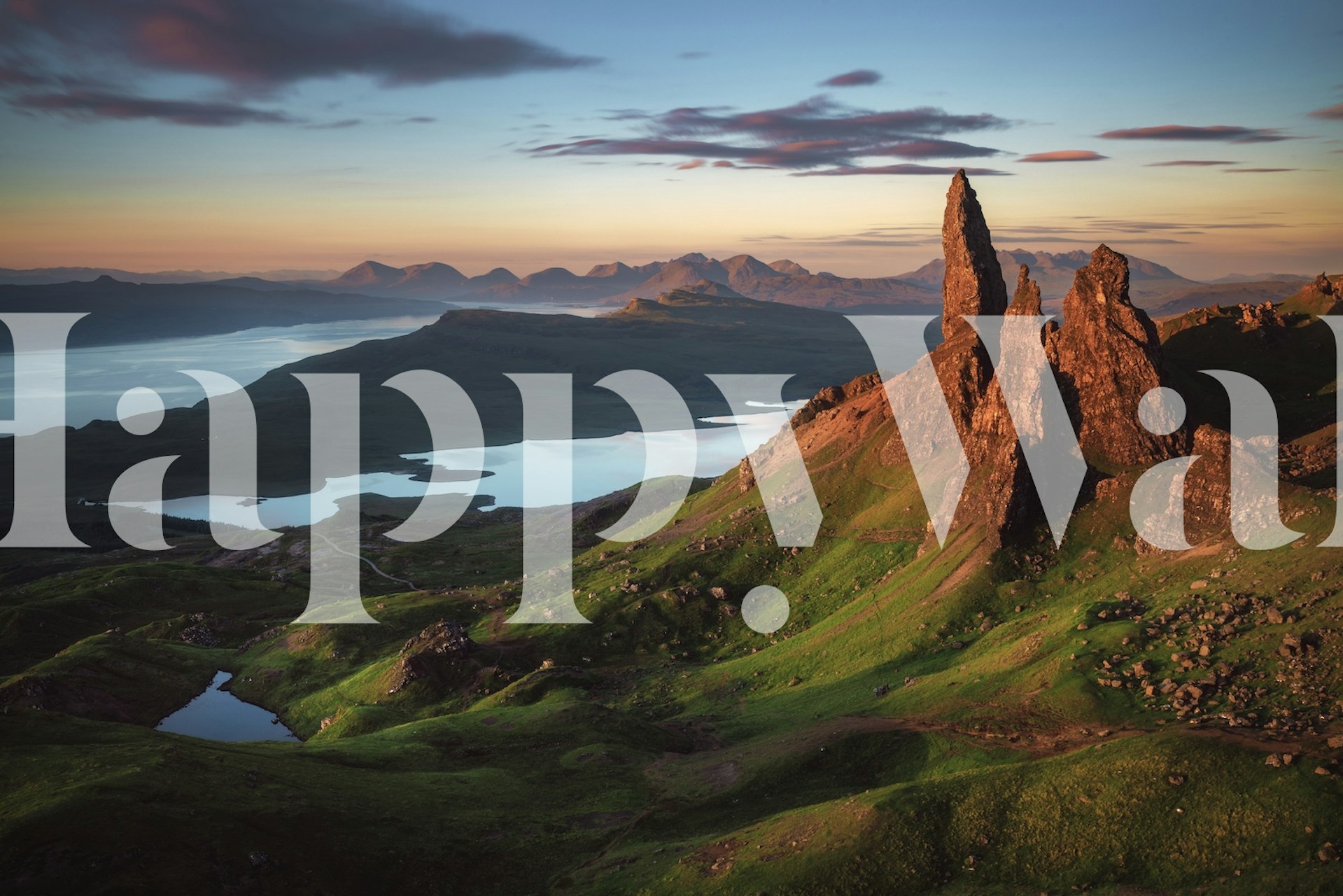 Scotland Old Man of Storr papel de parede em um quarto