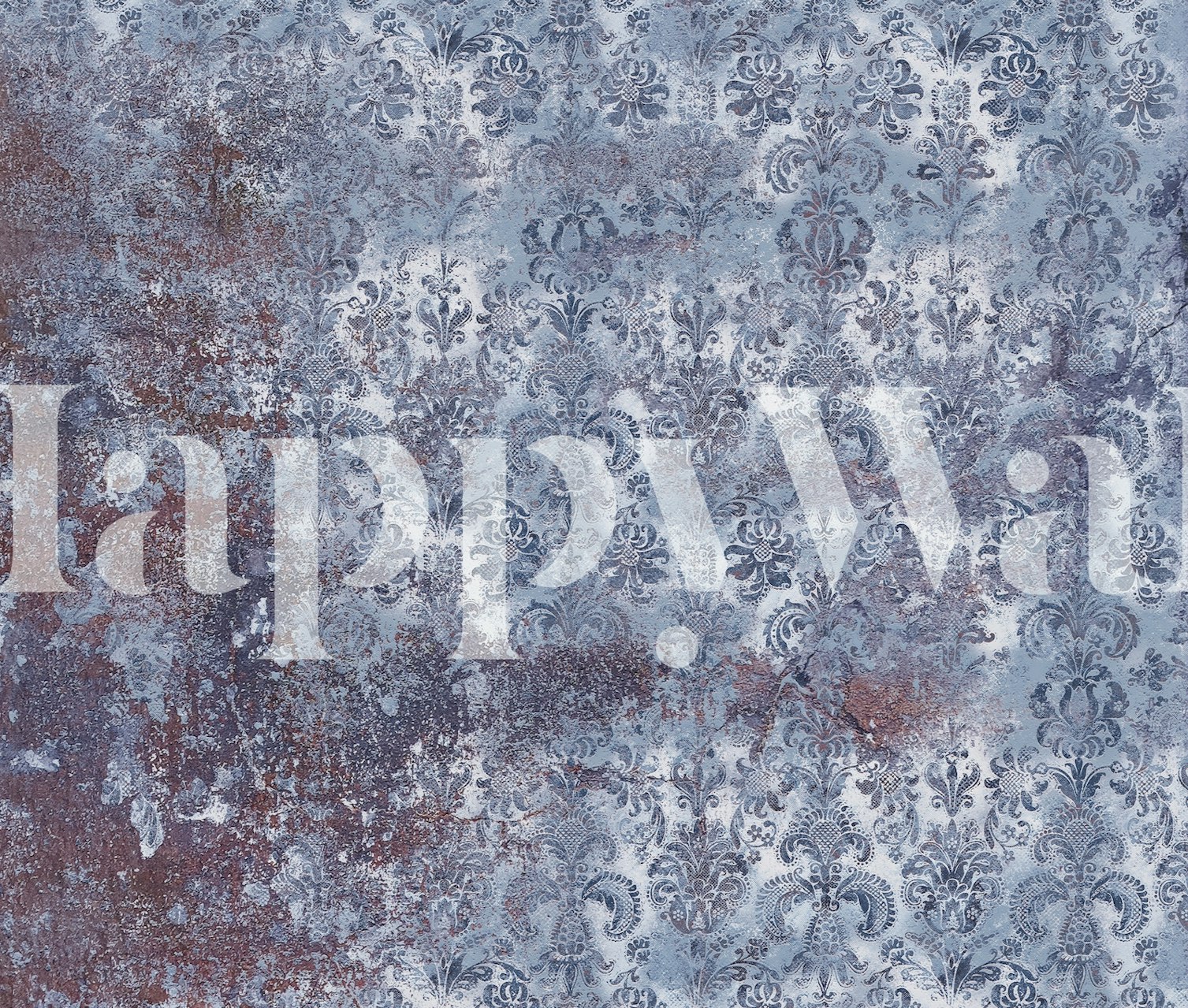 Grunge Damask Wall Ink Rust Mural som visar ett strukturerat vintagemönster med rostiga färgtoner