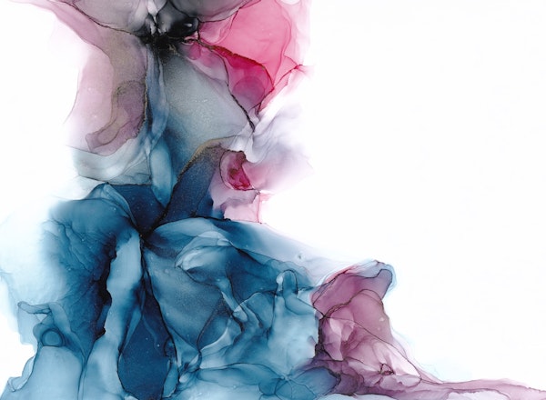 Viva Magenta kisses Blue