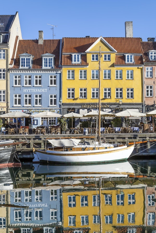 COPENHAGEN Quiet Nyhavn
