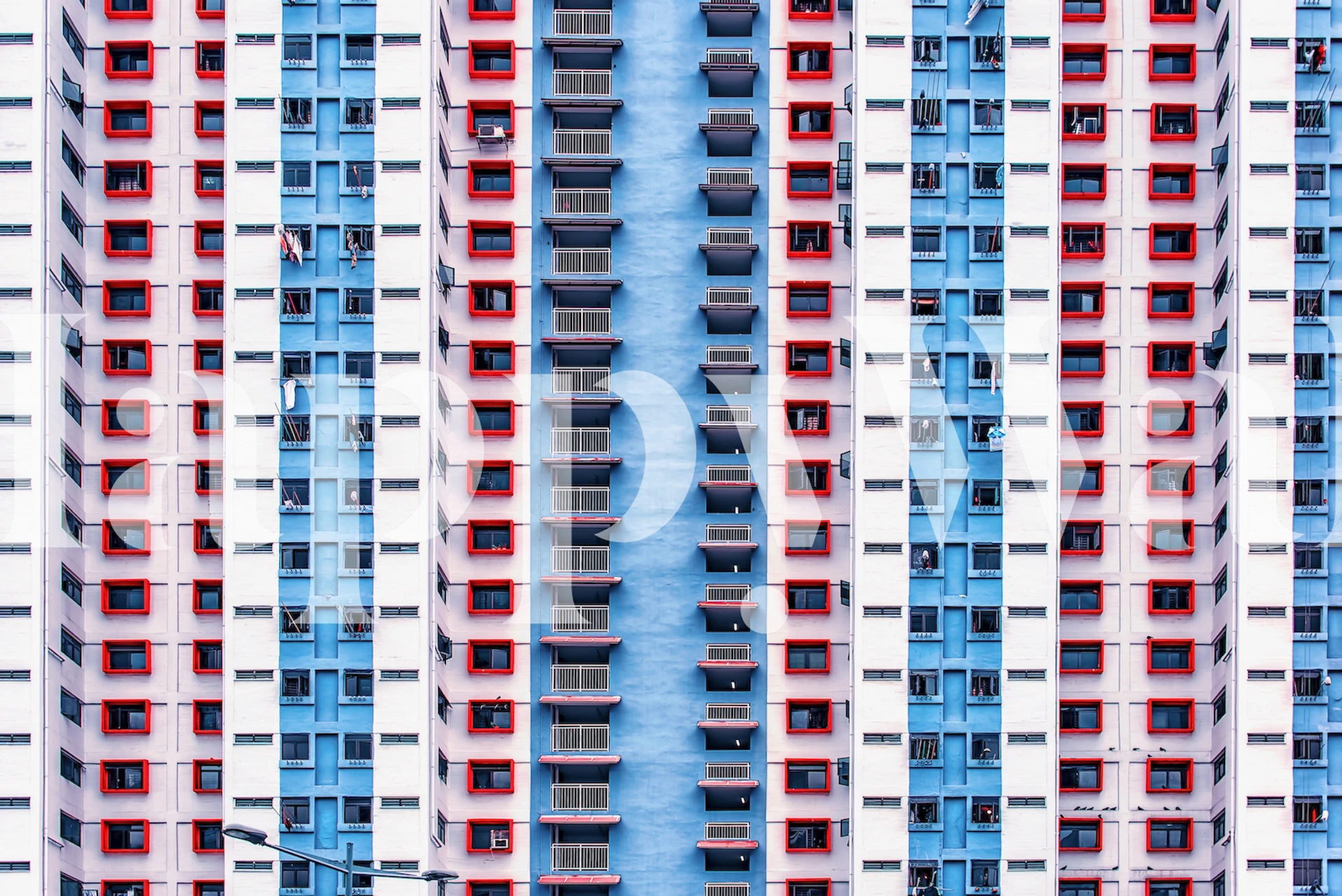 Papier peint coloré Tower Facade dans une pièce