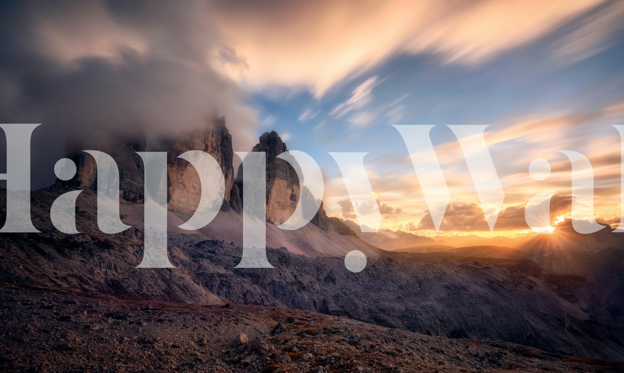 Dramatische Landschaftstapeten in einem Raum