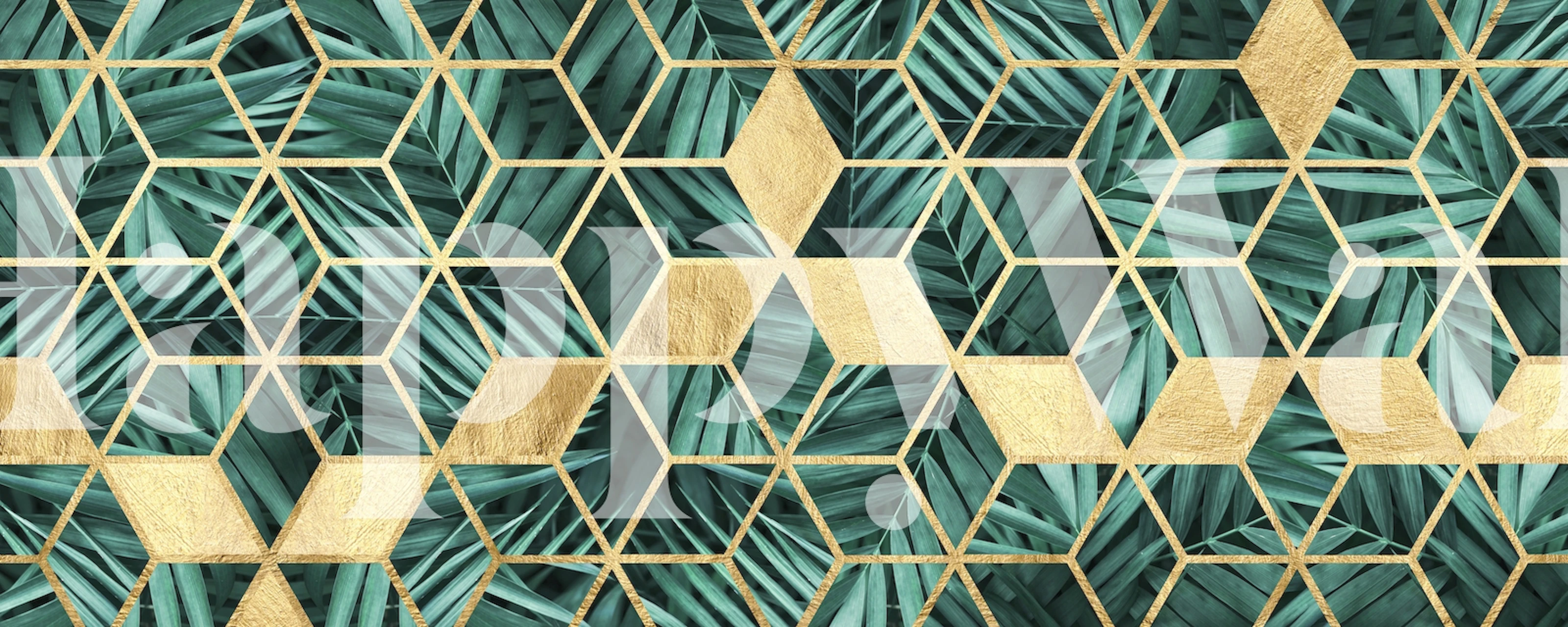 Floral og gold tapet i et rom