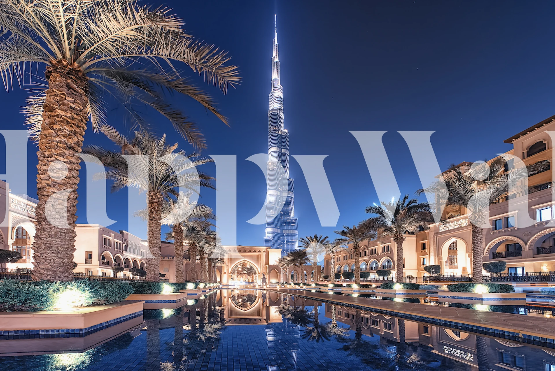 Souk Al Bahar wallpaper in a stylish room