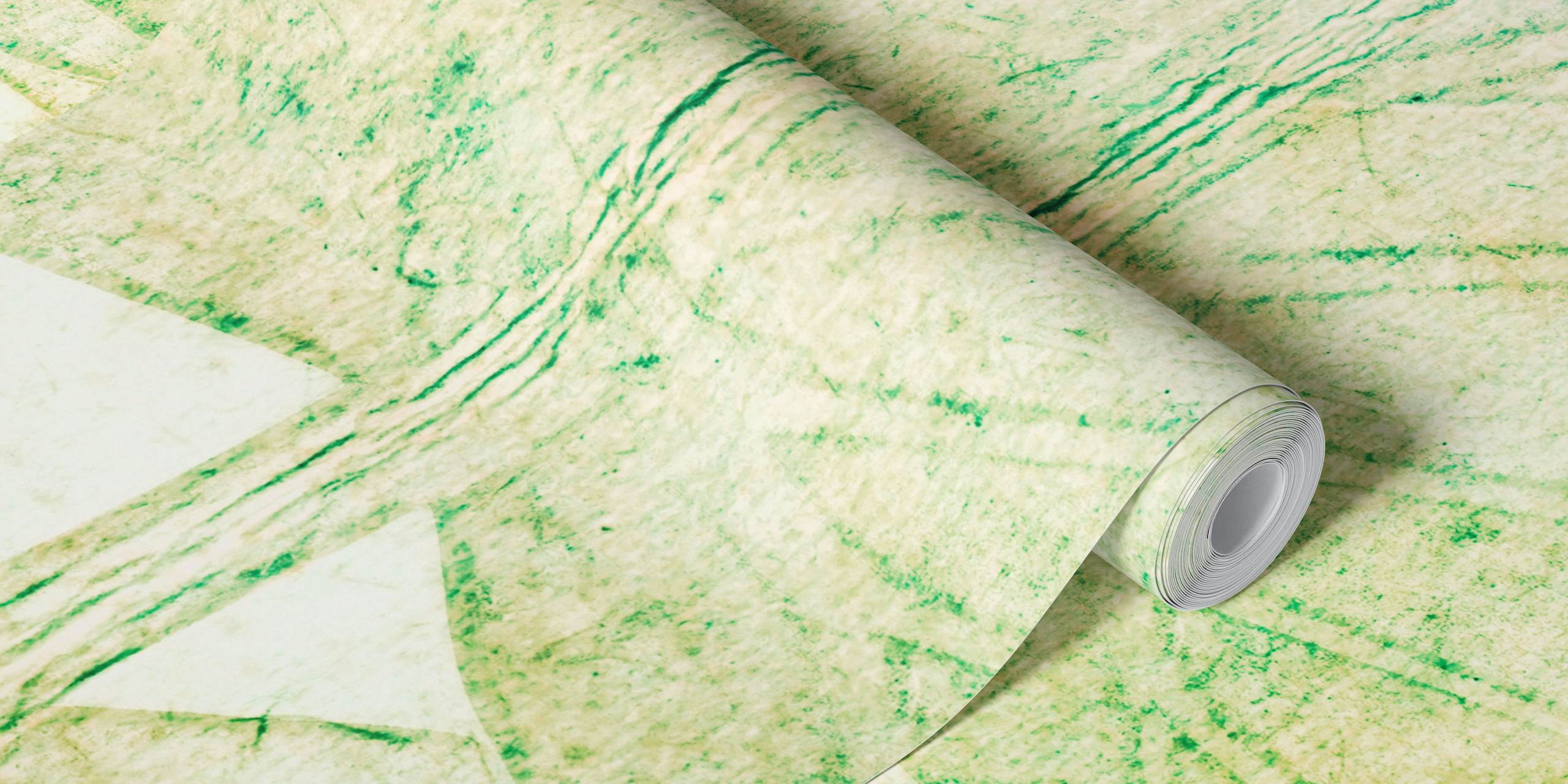 Kevyt ja ilmava lehtidesign-seinämaalaus japanilaistyylisellä vaikutteella vaaleanvihreän ja keltaisen sävyin.