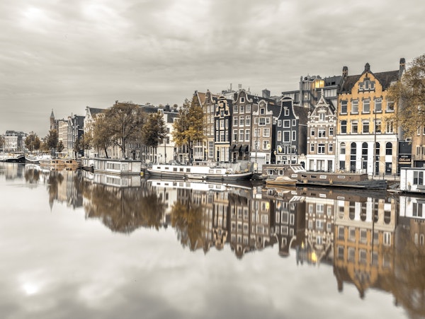Amsterdam's Mirror