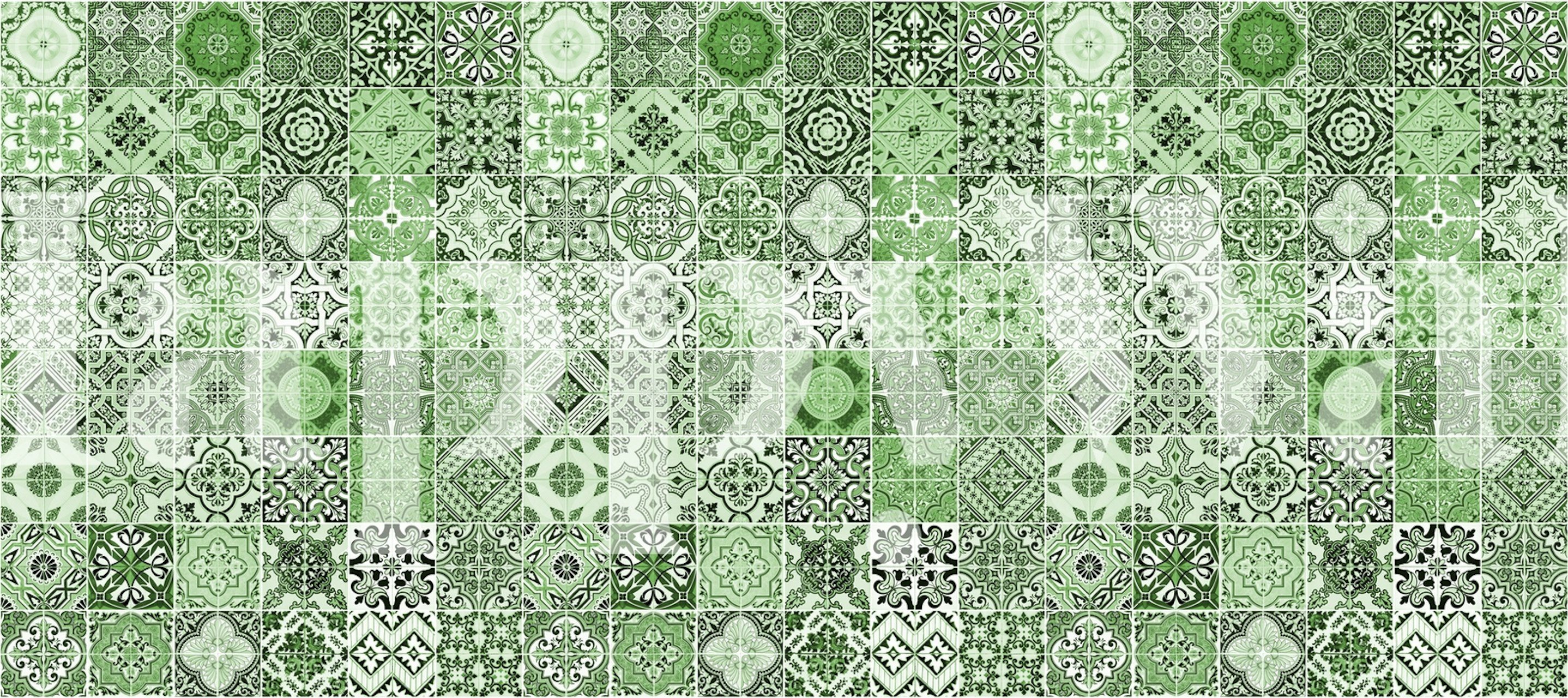 Groene Marrakech-behang in een stijlvolle kamer