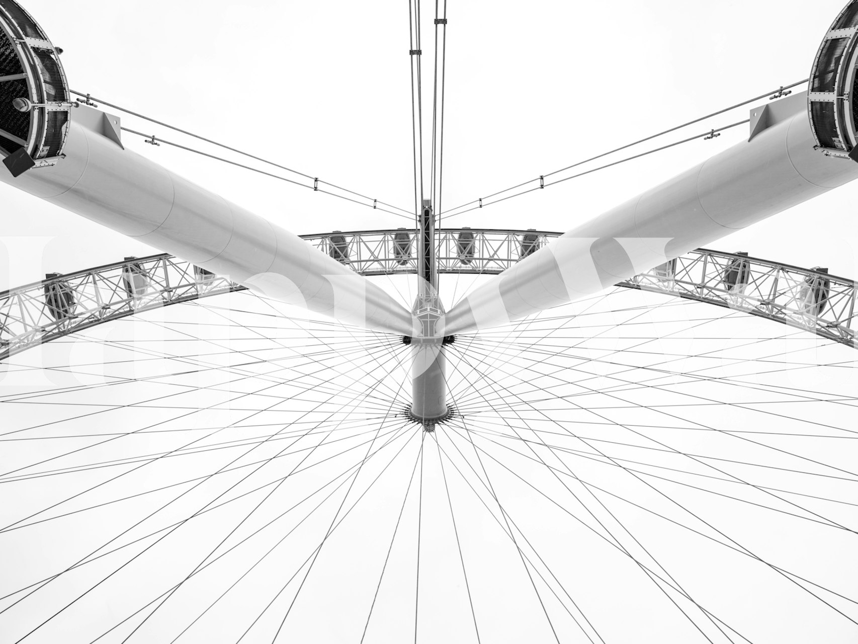 Papier peint design grande roue noir et blanc