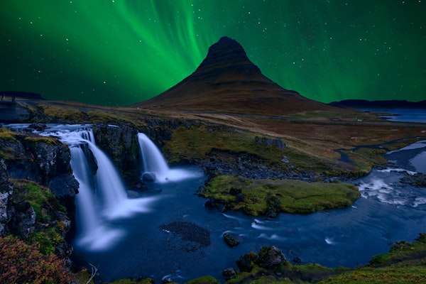 Kirkjufell   Under a boreal green sky
