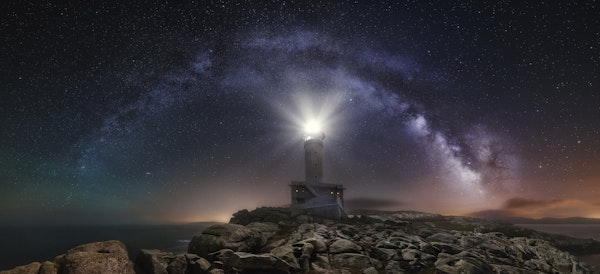 Lighthouse and Milky Way