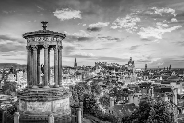 Edinburgh evening mood - Monochrome