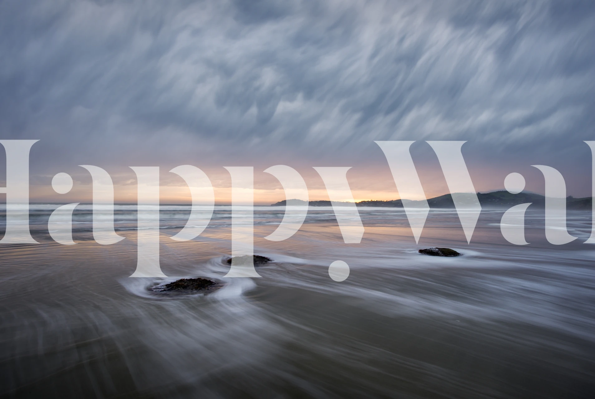 Windy dawn at Koekohe Beach