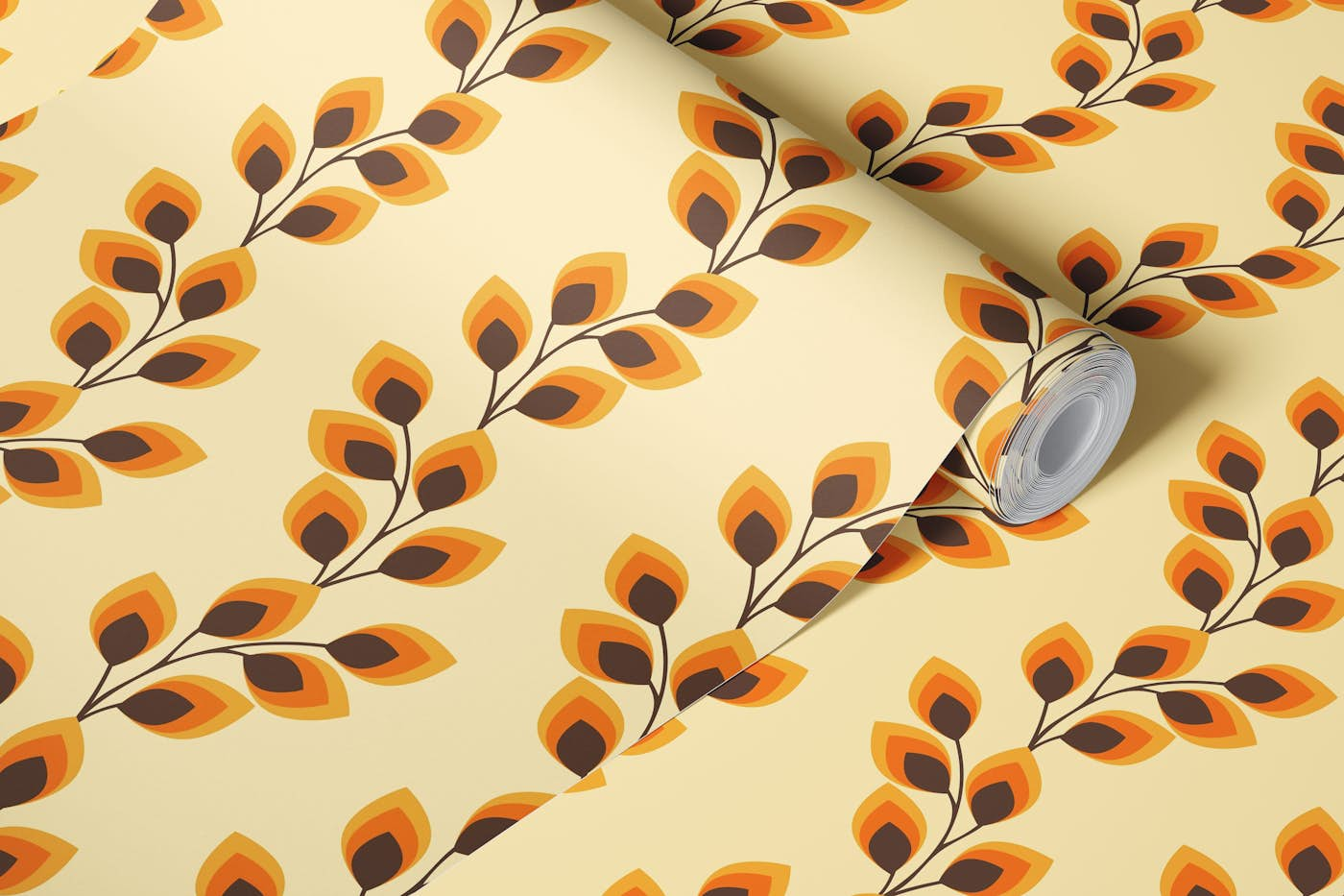 Retro wavy leaves - cream wallpaper roll