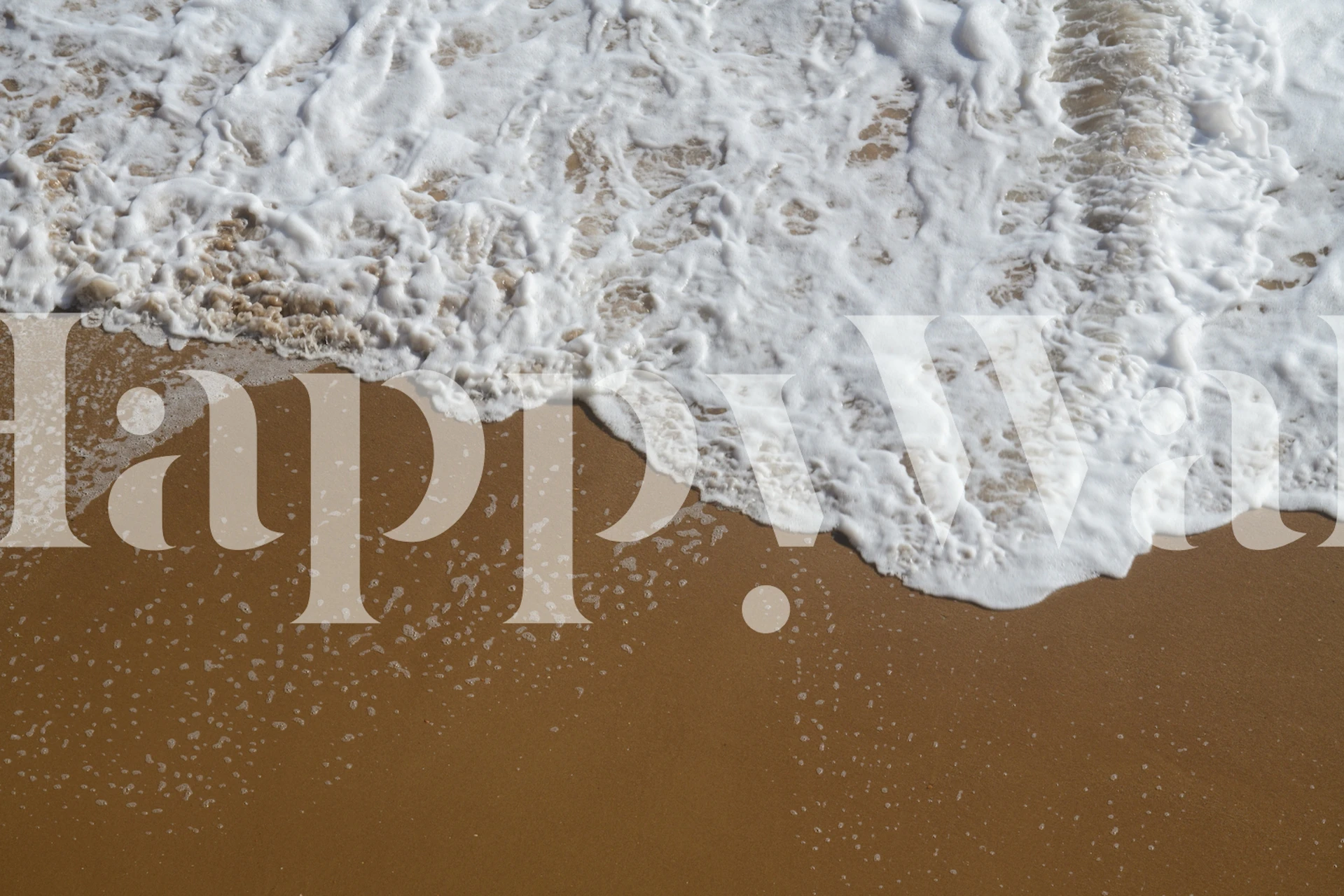 Algarve Ocean Dream 1 -tapetti, jossa on lempeitä aaltoja ja hiekkaranta