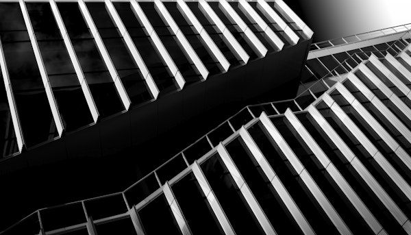 Up between the facades