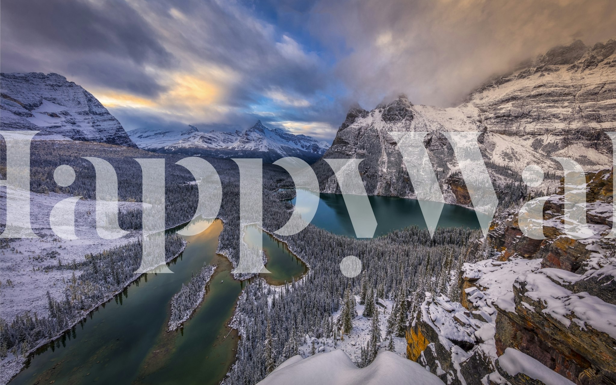 Zidna slika jezera Ohara sa snježnim planinskim vrhovima i ledenjačkim jezerom