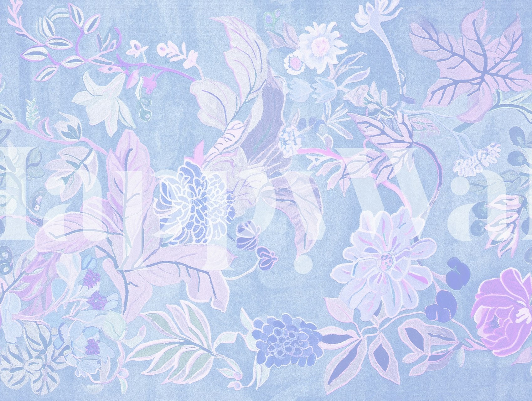 Lichtblauw bloemenpatroon met paarse en roze bloemen muurbehang