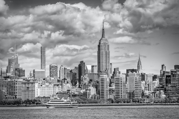 MIDTOWN MANHATTAN | Monochrome