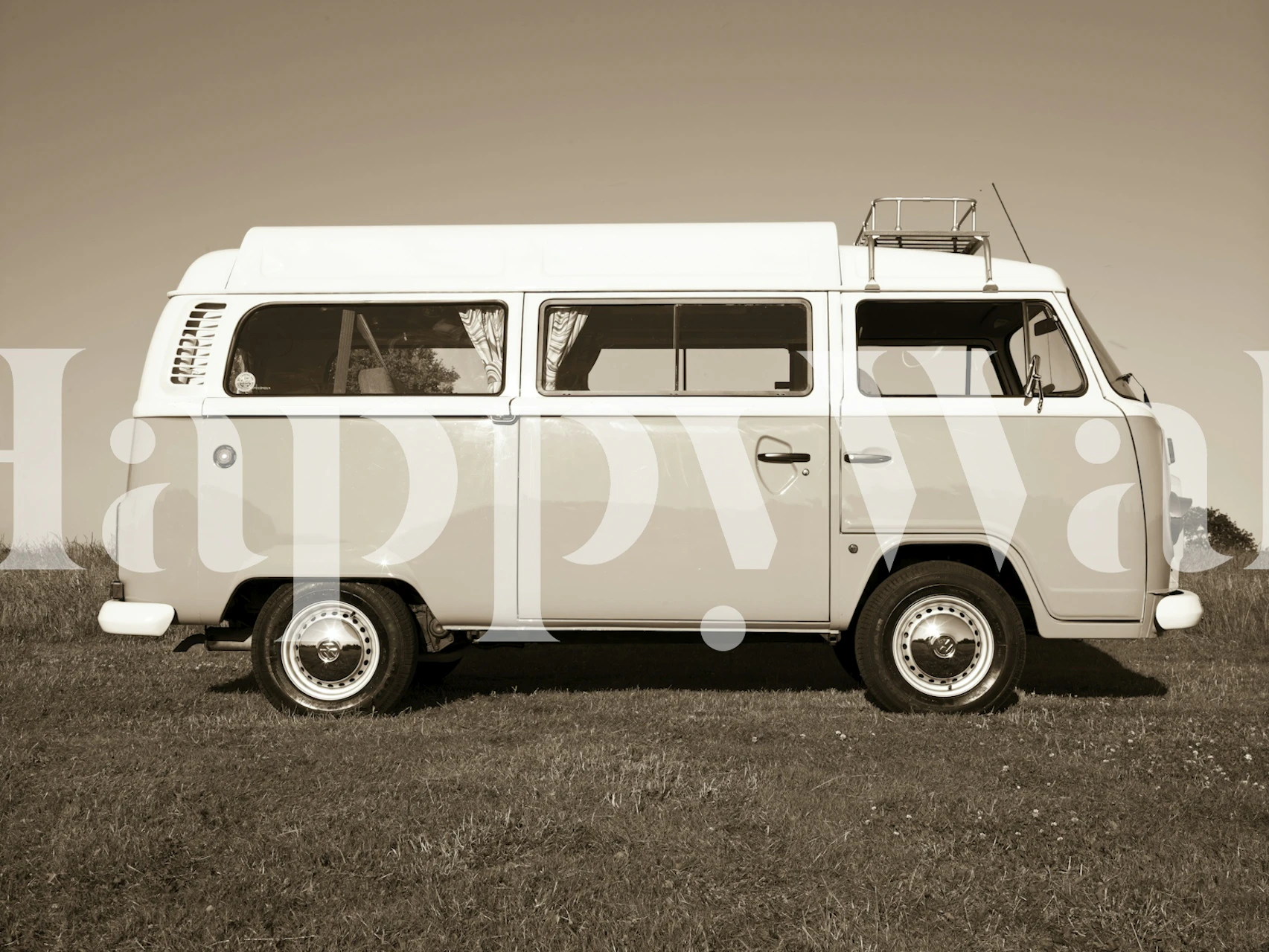 Vintage Volkswagen van vægmaleri i sepia toner