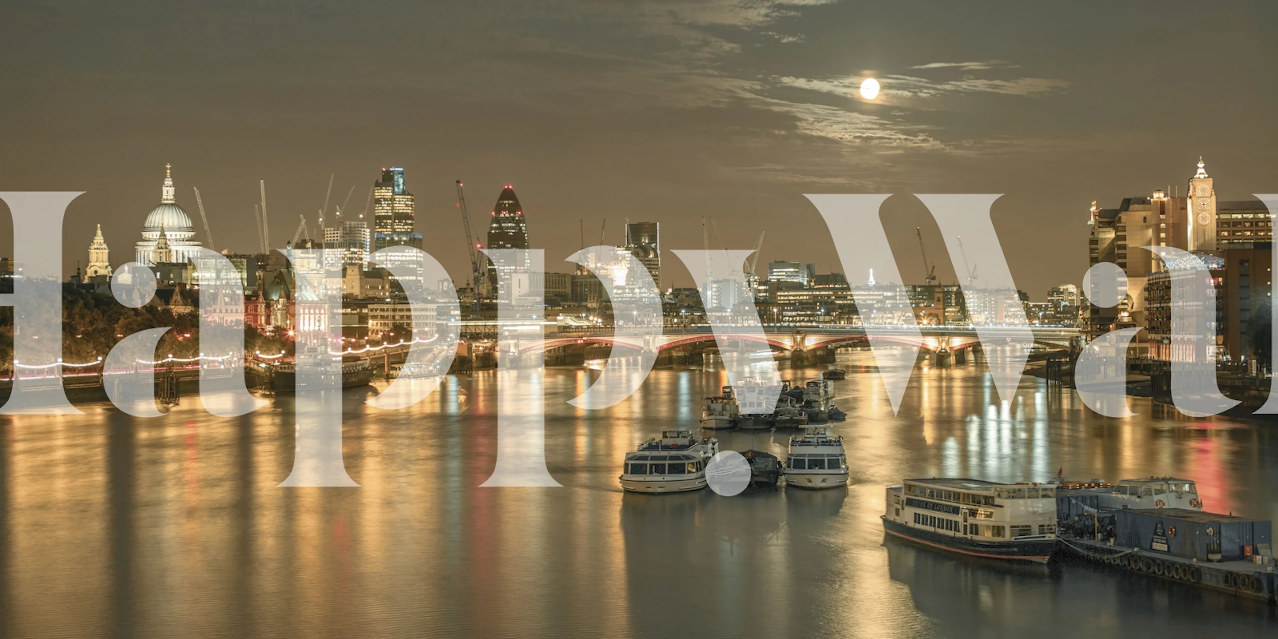 Nighttime in the Capital stadssilhuett tapet i ett rum