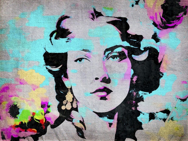 Graceful Grunge Lady