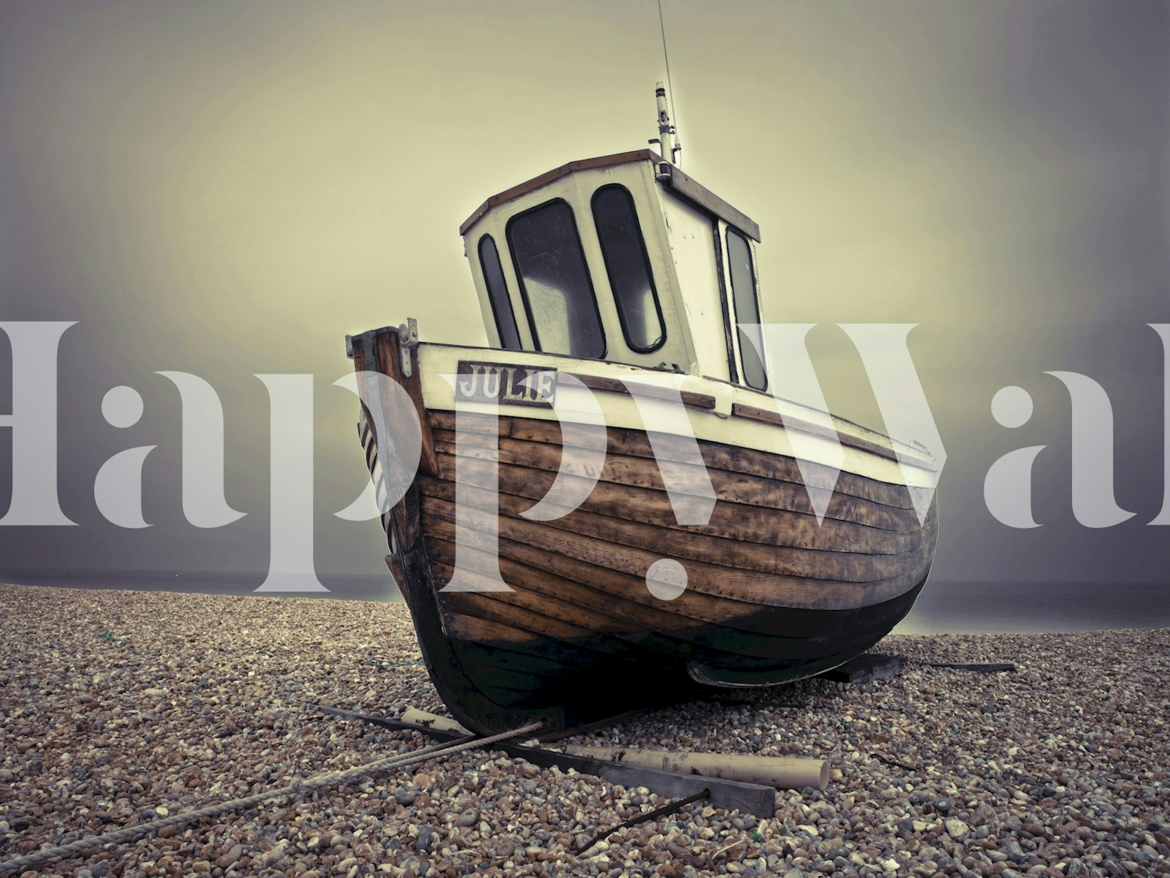 Moored Tranquility behang in een kamer