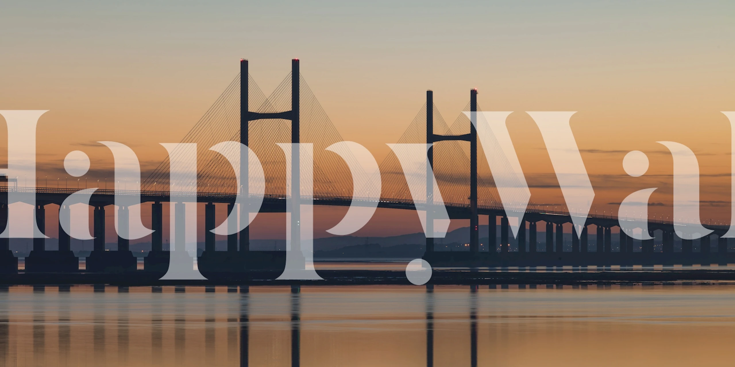 Severn Bridge at Dusk tapet i et rom