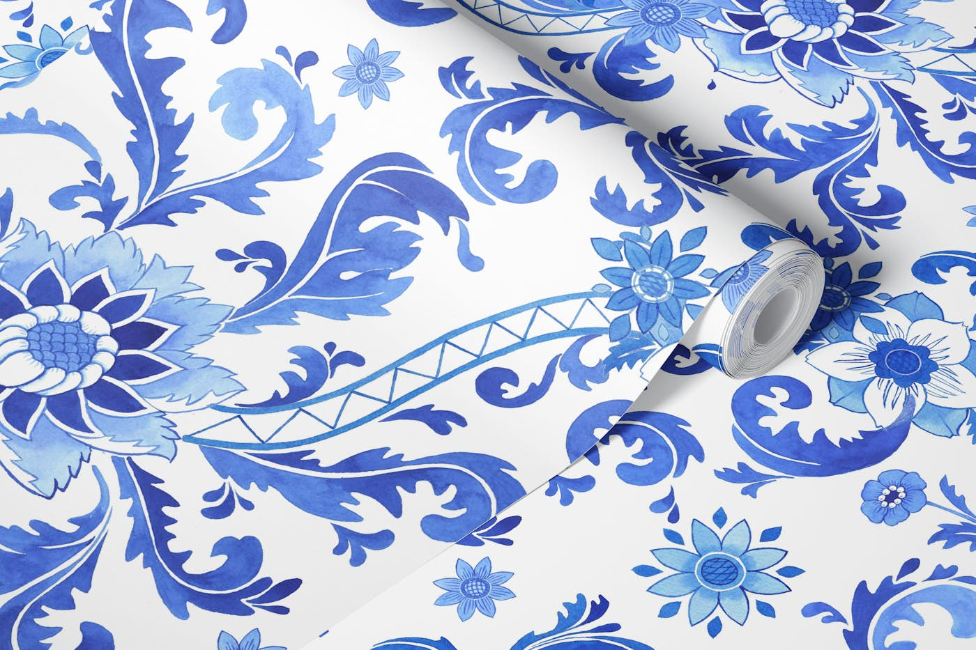 Blue Chinoiserie Chic wallpaper roll