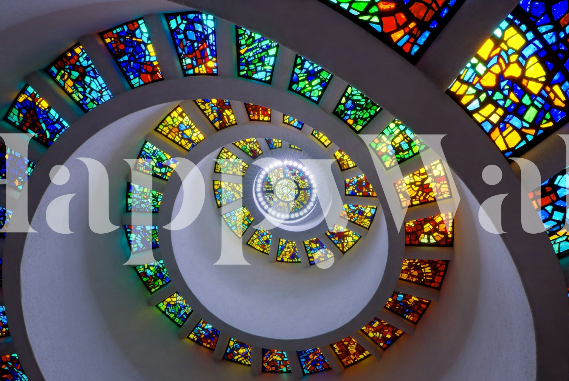 Ταπετσαρία Stained Glass Spirals σε ένα δωμάτιο