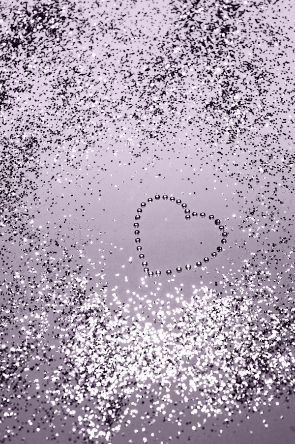 LAVENDER Lady Glitter Heart 1