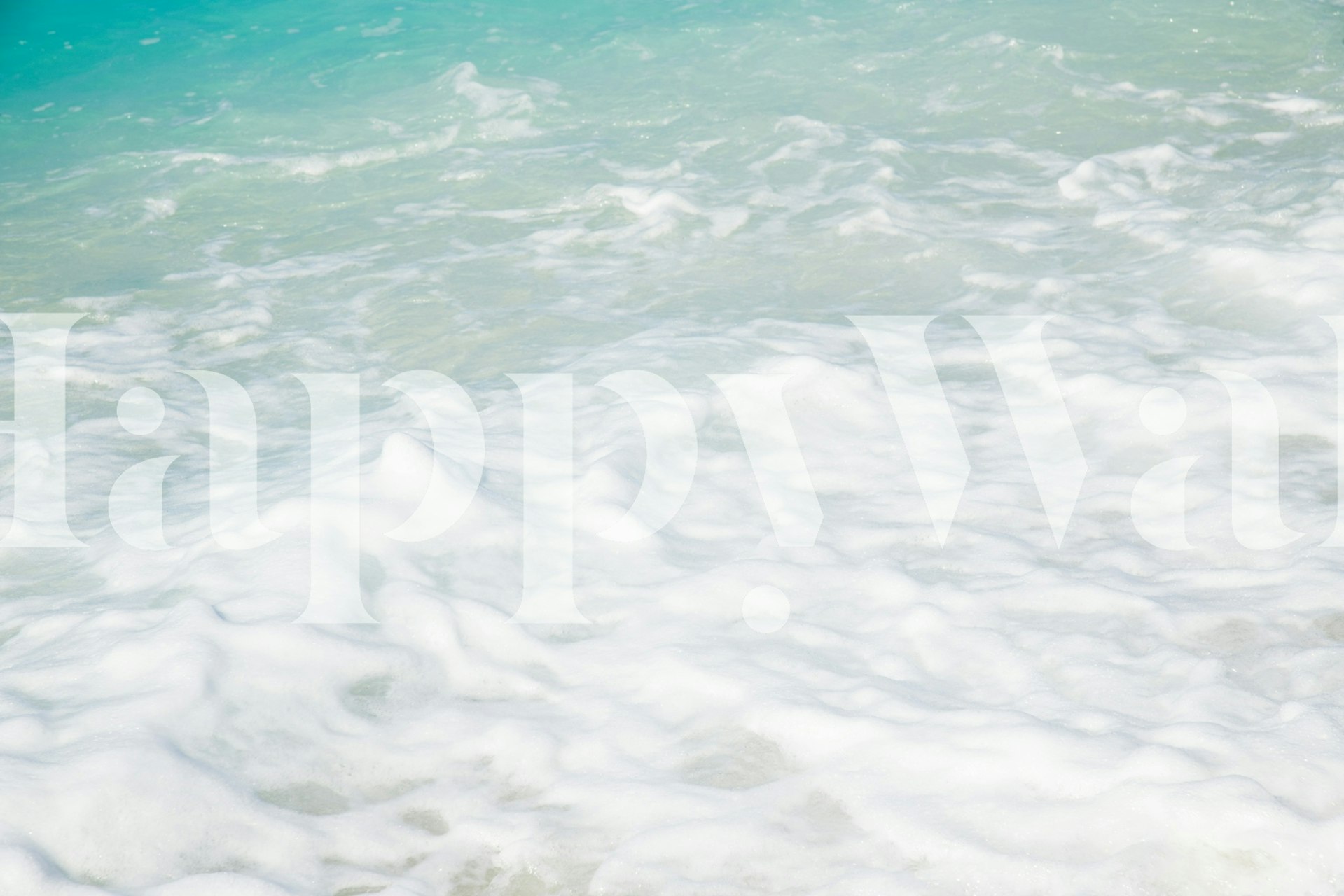 Caribische zee met wit schuimbehang