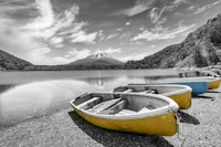 Idyllic Lake Shoji with Mount Fuji | colorkey tapete