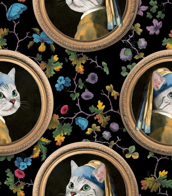 The cat with the pearl earring - black