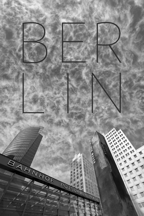 BERLIN Potsdamer Platz | Minimalist Skyline
