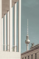 BERLIN TV Tower - urban vintage style tapete
