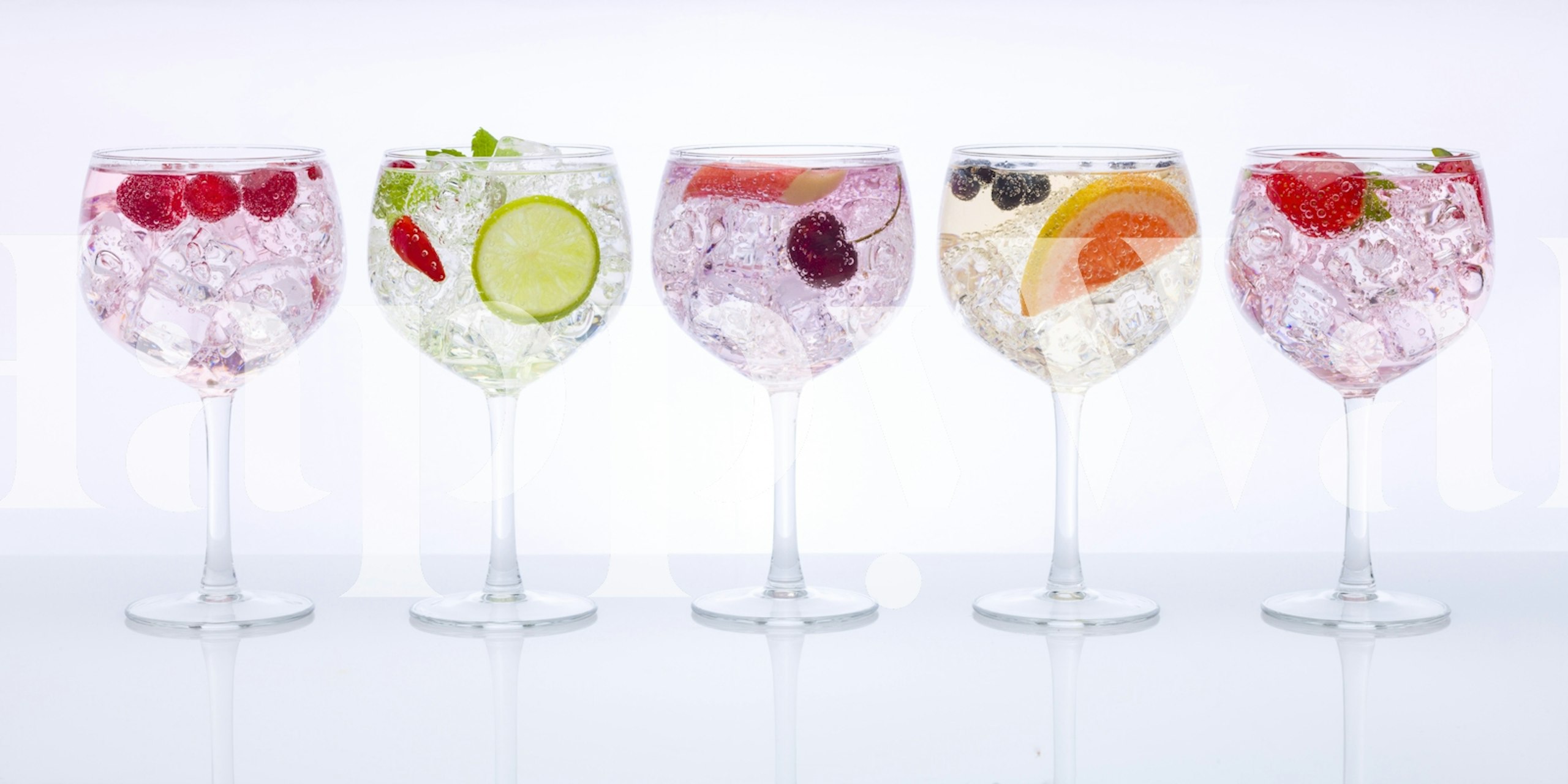 Tapeta Gin Tasting u stylish sobi